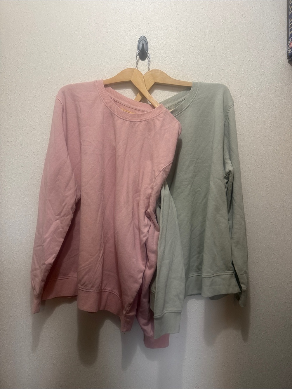 Goodfellow & Co Soft Pink & Sage Green Crewneck Sweatshirts, Size XL